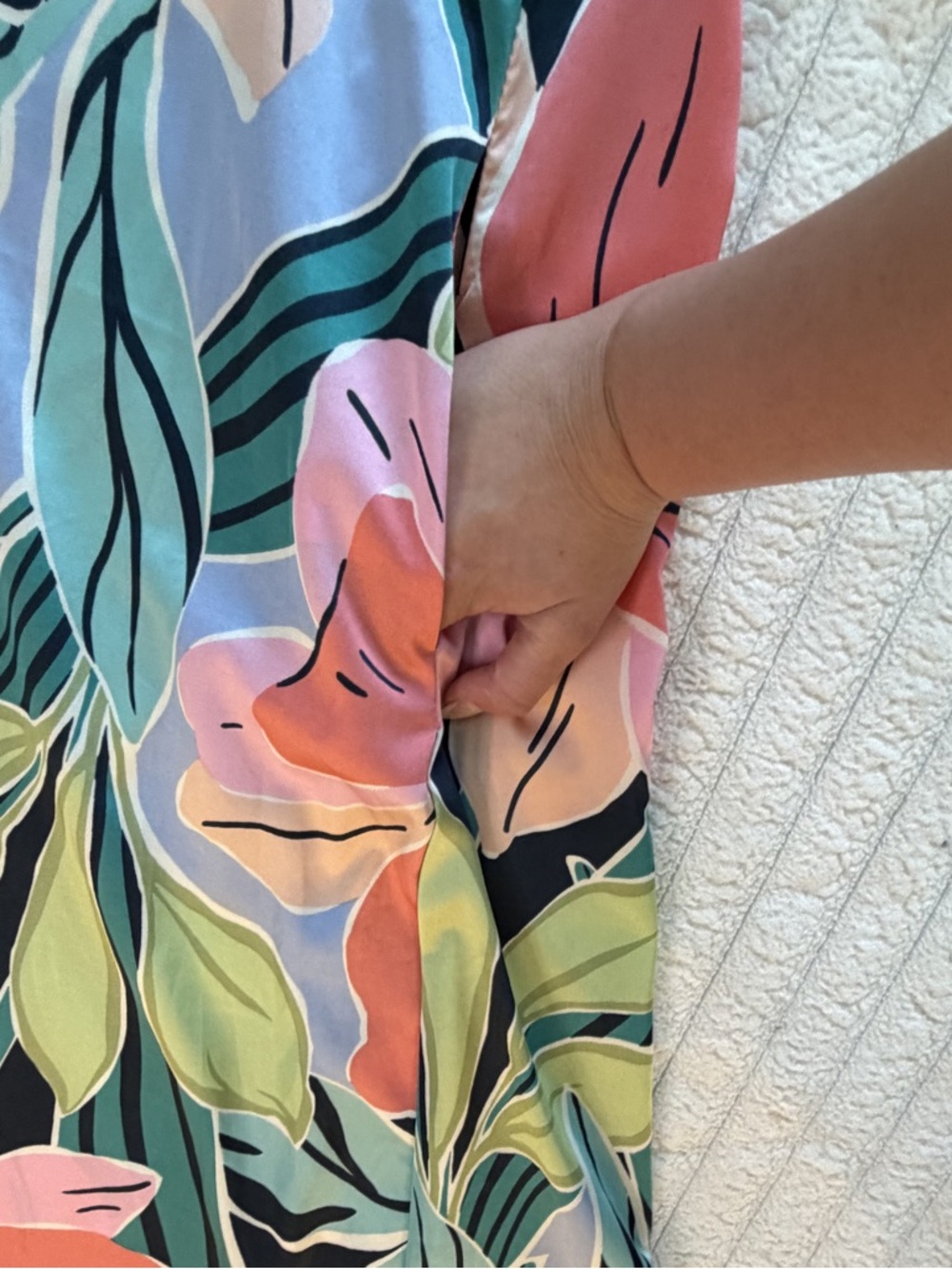 Nicole Miller Floral Maxi Dress in Coral, Green & Blue - Picture 5 of 9